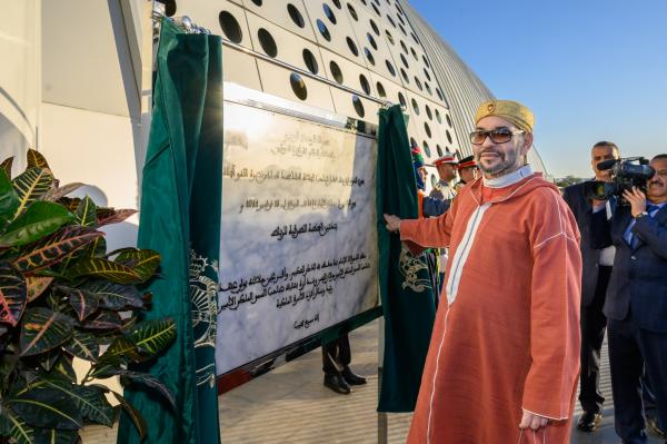 الملك "محمد السادس" يدشن المحطة الطرقية الجديدة للرباط